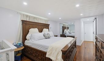 31 Hallron St, Boston, MA 02136