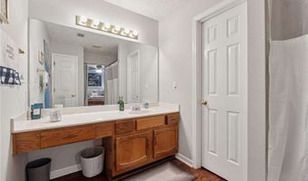 4805 Oxford, Acworth, GA 30102