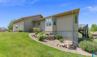 608 N Riverwood Cir, Brandon, SD 57005