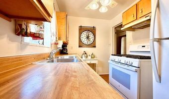 208 Vine St, Carlsbad, NM 88220