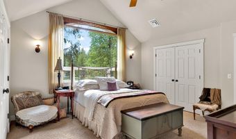 1201 Paradise Valley Rd, Bonners Ferry, ID 83805