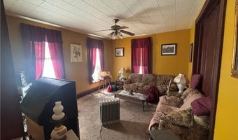 223 NE 6th St, Abilene, KS 67410
