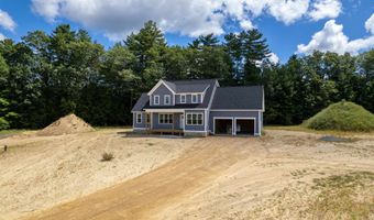 8 Stone Creek Dr, Brentwood, NH 03833