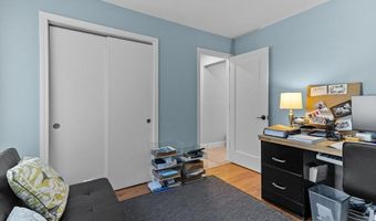 56 Pasture Farm Dr, Middletown, RI 02842