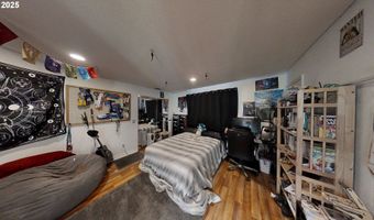217 MARINE Dr, Brookings, OR 97415