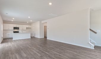 1040 Misty Creek Dr, Aberdeen, NC 28315