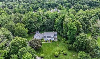 10 N Beech Tree Rd, Brookfield, CT 06804