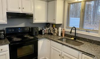 12 Pine Hill Dr, Bath, ME 04530