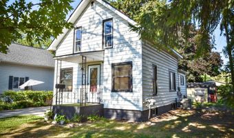 104 Grove Ave, Alma, MI 48801