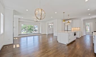 2100 PATRICK HENRY Dr, Arlington, VA 22205