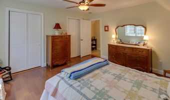 105 Loft Cir, Campton, NH 03223