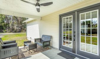 76 Ave H, Apalachicola, FL 32320