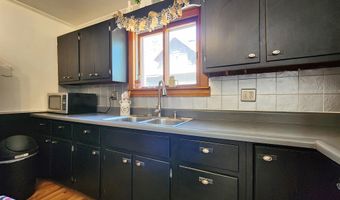 716 Woodworth Ave, Alma, MI 48801