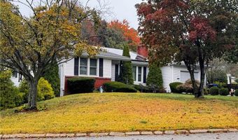 91 Ridgeway Rd, Cranston, RI 02920