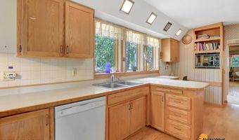 8210 Sundi Dr, Anchorage, AK 99502