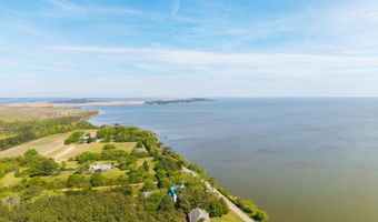 126 Narrow Shore Rd, Aydlett, NC 27916
