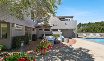 49 Gilberts Path, Amagansett, NY 11930