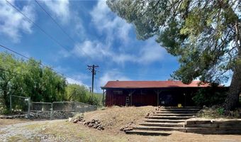 32401 Barber Rd, Agua Dulce, CA 91390