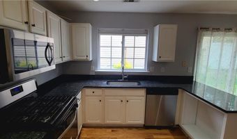 790 Windcroft Cir NW, Acworth, GA 30101