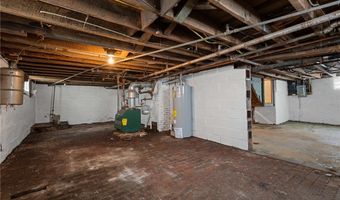 5785 Beechwood Ave, Alliance, OH 44601