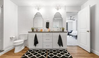 31 Ridge St, Berkley, MA 02779