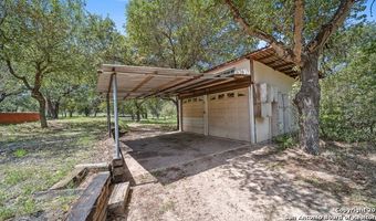 217 Sky View Dr, Adkins, TX 78101