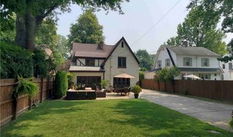 165 Lamarck Dr, Amherst, NY 14226