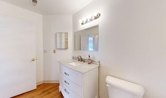2201 S Huron Pkwy 1, Ann Arbor, MI 48104