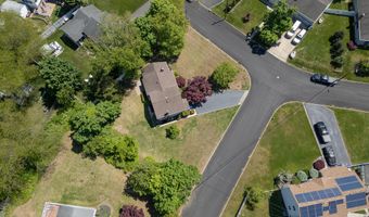540 Sherman Ave, Belford, NJ 07718