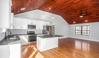 72 MacCauley, Albrightsville, PA 18210