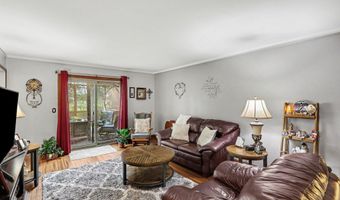 302 Westwinds Dr, Almont, MI 48003
