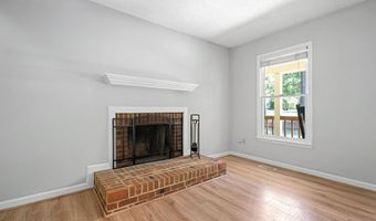 8736 Manns Loop Rd, Apex, NC 27539