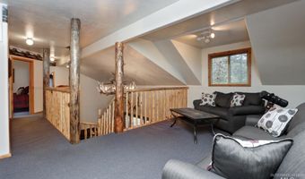 351 Estate Dr, Cascade, ID 83611