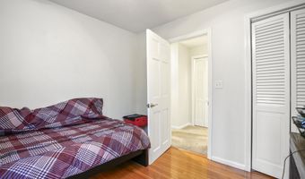 15 Roosevelt Dr, Bedford, NH 03110