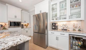 107 Meeting House Ln, Advance, NC 27006
