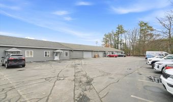 8 Chestnut Dr, Bedford, NH 03110