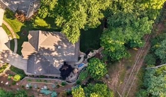 884 Village Brook Ct, Ballwin, MO 63021