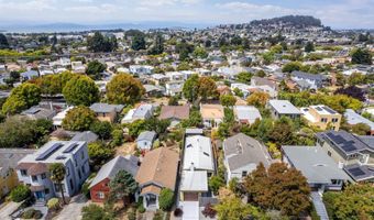 1060 Curtis St, Albany, CA 94706