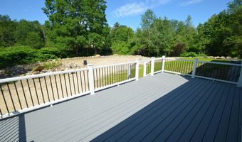 40 Tirrell Hill Rd, Bedford, NH 03110