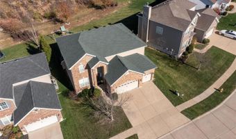 359 Lauren Lndg, Ballwin, MO 63021