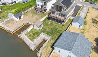 83 Central Ave, Amityville, NY 11701