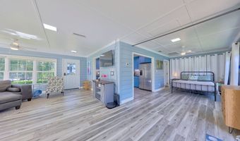 1477 Lake Dr, Bainbridge, GA 39817