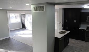 205 Woodlyn Way, Algona, IA 50511