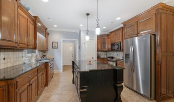 25390 Castlebury Dr, Athens, AL 35613