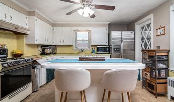 212 S Spruce St, East Providence, RI 02914
