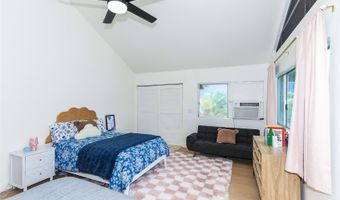 1614 Paukiki St, Kailua, HI 96734