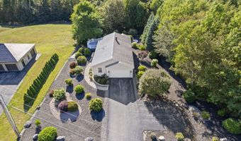 146 Parkwood Dr, Augusta, ME 04330