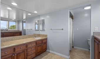 590 Alosta Dr, Camarillo, CA 93010