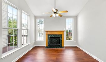 4908 GARDNER Dr, Alexandria, VA 22304