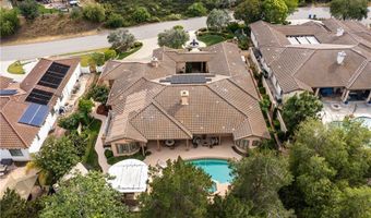 3349 Mendenaro Ct, Fallbrook, CA 92028